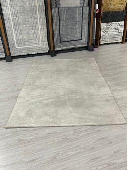 Düz Krem Halı Örtüsü