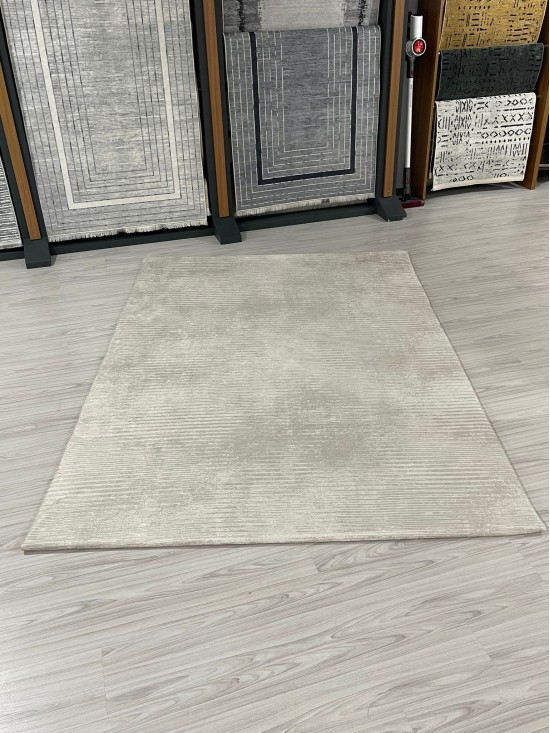 Düz Krem Halı Örtüsü