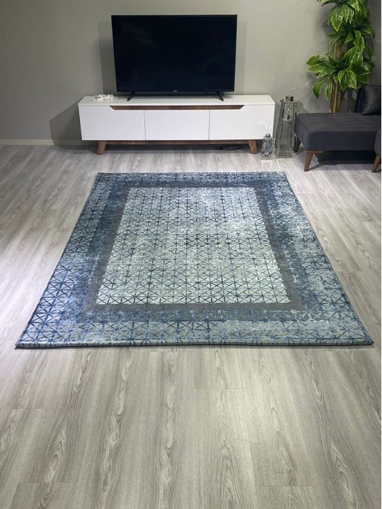 Meryem Mavi Halı Örtüsü