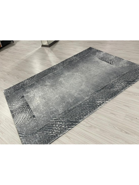 Pırlanta Gri Modeli Halı Örtüsü