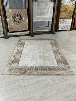 Yeni Yıl Vizon Modeli Halı Örtüsü