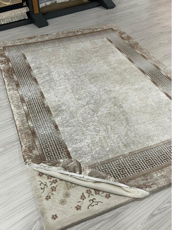 Yeni Yıl Vizon Modeli Halı Örtüsü