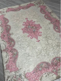 Türkan Pembe Halı Örtüsü