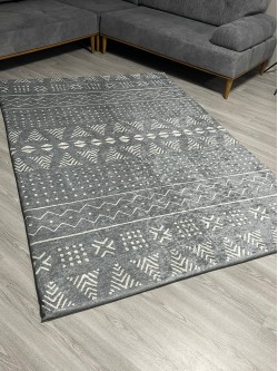 Zara Gri Halı Örtüsü