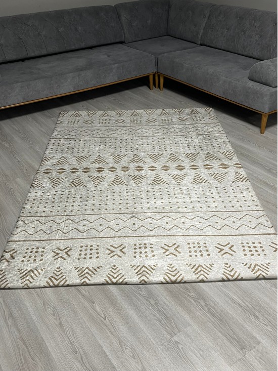 Zara Vizon Hali Örtüsü